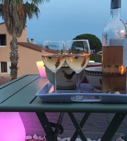 Suite Avec Tropezienne Vue Mer Hyères Buitenkant foto