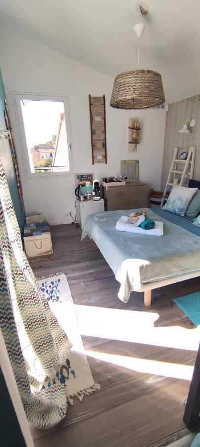 Suite Avec Tropezienne Vue Mer Hyères Buitenkant foto